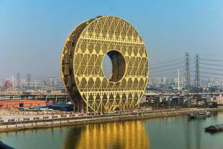 中国建筑惊艳世界，奇葩楼宇是否尴尬自有时间评说